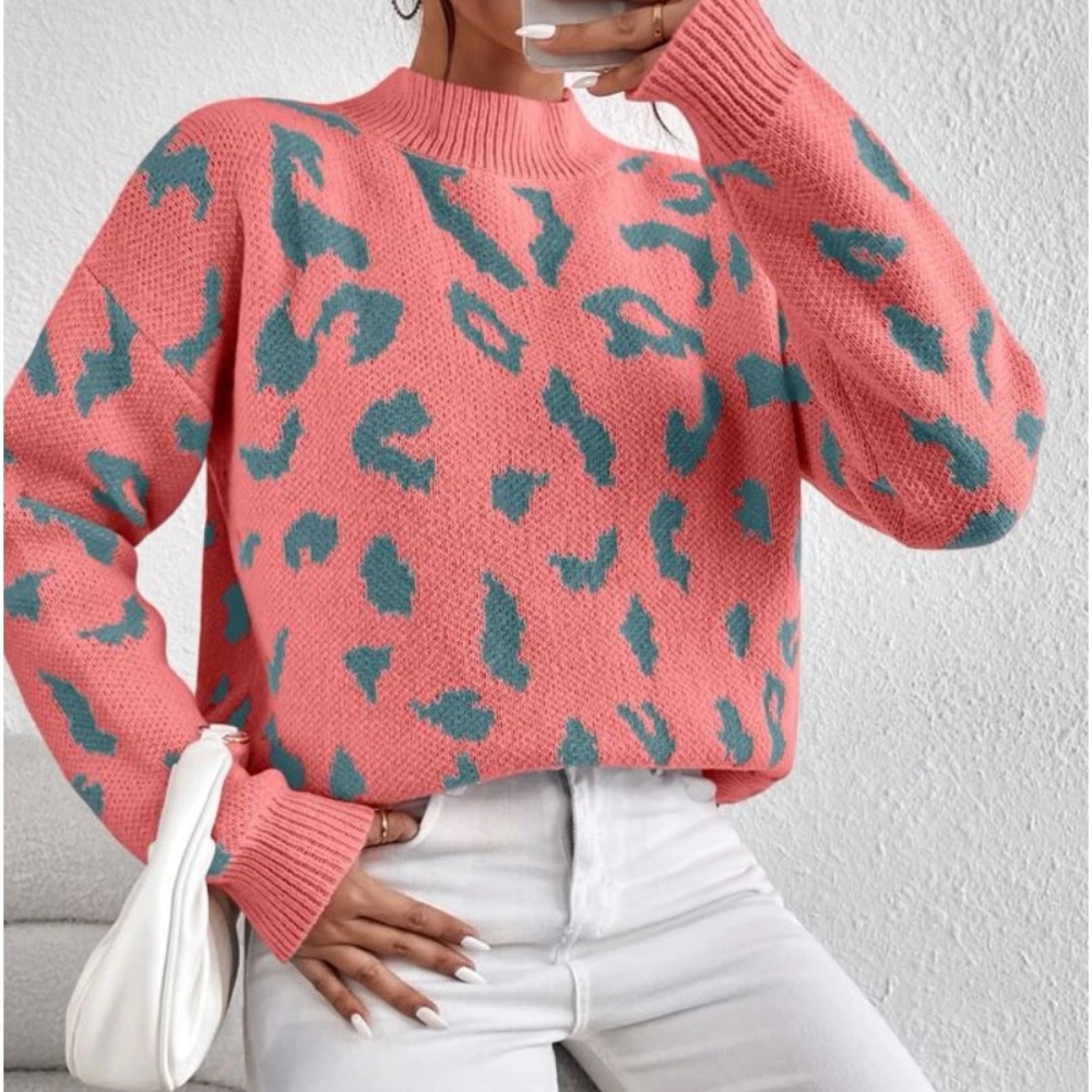 New leopard print king sleeve sweater